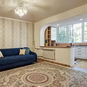 https://zolotoi-050000.hotels-of-almaty.com